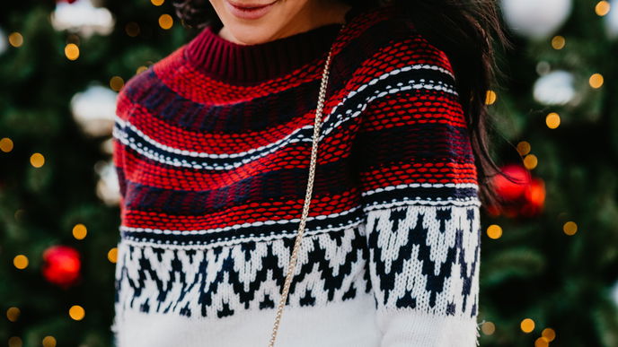 Strick-Trends 2022: 5 Pullover, die wir an Weihnachten tragen
