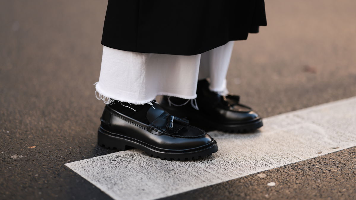 Statt Sneaker: Diesen Schuh-Trend tragen wir im Winter 2022 rauf und runter