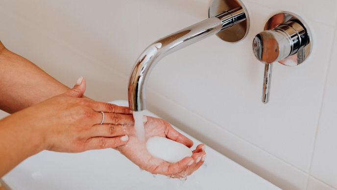Mit dem Wasserhahn-Trick sparen Sie bares Geld 