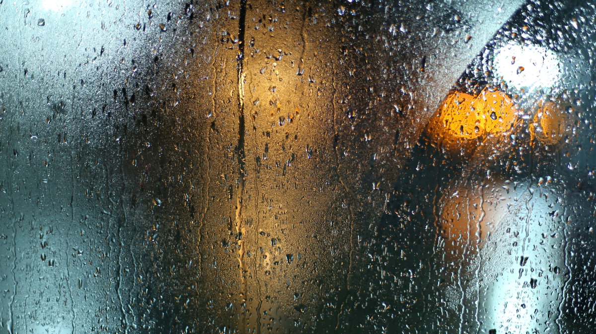 Nasse Fensterscheibe