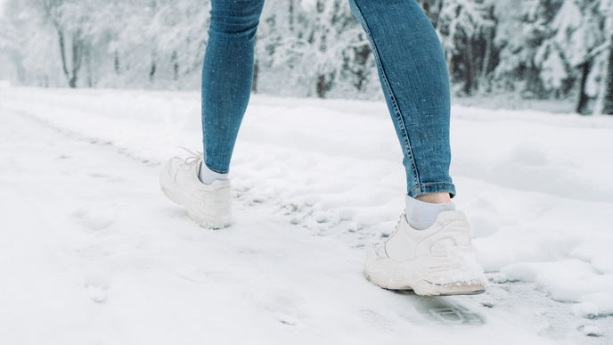Schuhe rutschfest machen mit diesem einfachen Trick