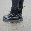 Diese Socken verhindern lästige Blasen in Dr. Martens