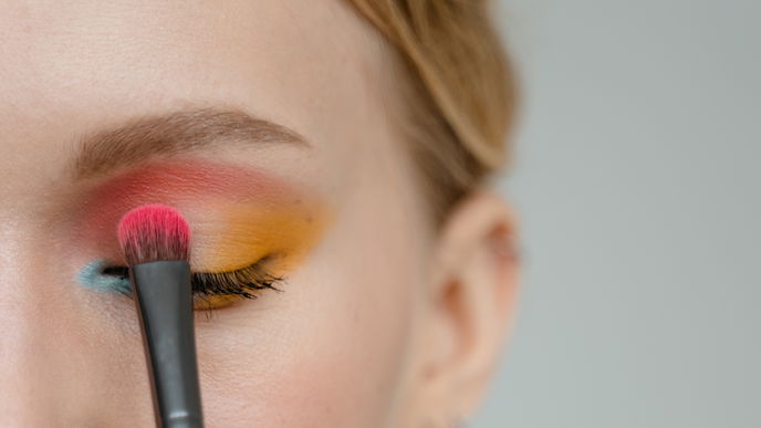 Make-up-Pinsel reinigen: Tipps und Tricks