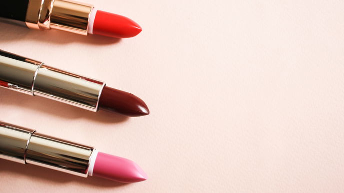 Frühlings-Trends 2023: 4 Lippenstifte sind jetzt angesagt