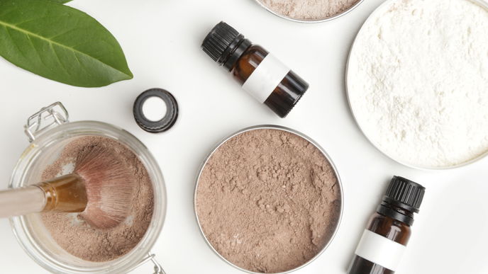 Trockenshampoo selber machen: Einfache Anleitung