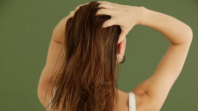 Regt eine Kopfmassage das Haarwachstum an?