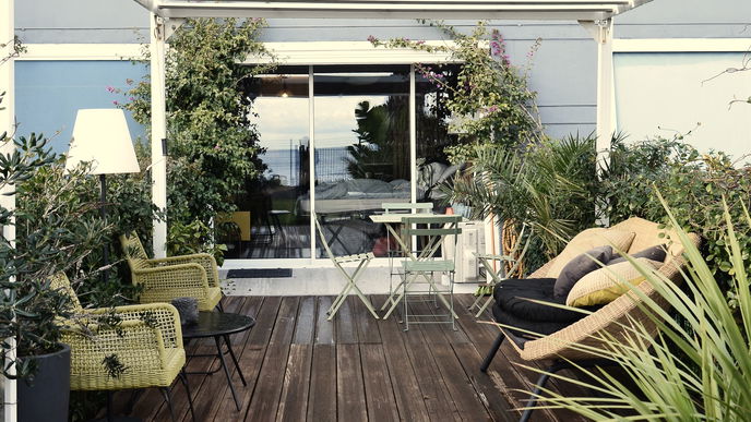 Terrasse gestalten: 5 Deko-Tricks bringen Urlaubsfeeling nach Hause