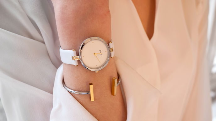 Schmuck-Trends 2023: 5 filigrane Uhren für zarte Handgelenke