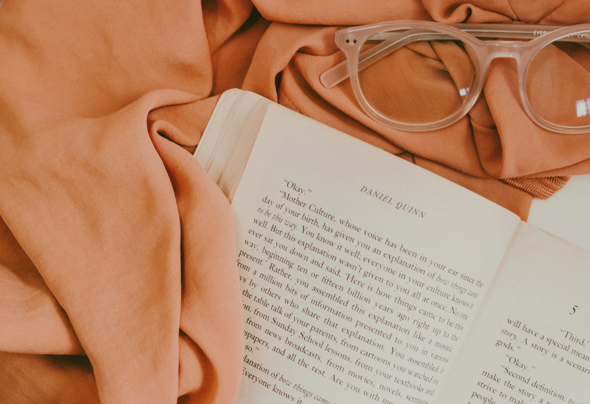 Aufgeschlagenes Buch