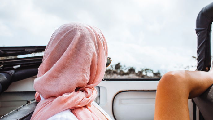 Flugreise 2023: 5 Tipps für einen günstigen Mietwagen