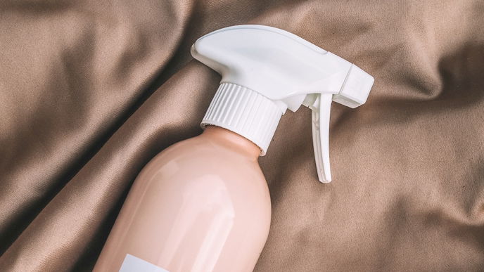 Haarwasser selber machen: Rezept gegen Haarausfall