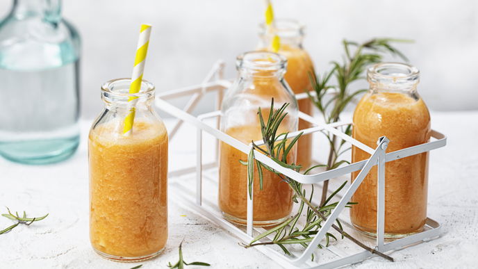 Smoothie zum Abnehmen: Das kann der goldene Drink mit Kurkuma