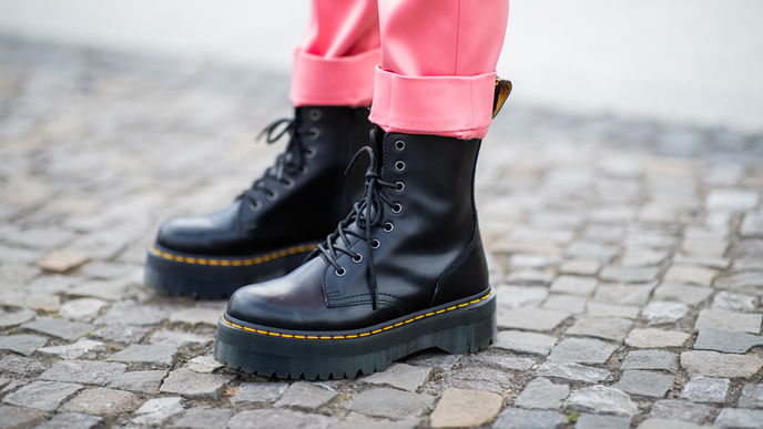Dr. Martens einlaufen: Die besten Tipps für bequeme Boots