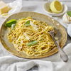Erfrischende Spaghetti mit Zitrone und Salbei: Schnelles Rezept