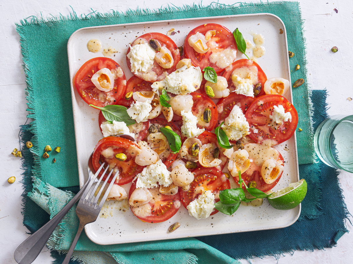 Caprese-Salat mit Litschi