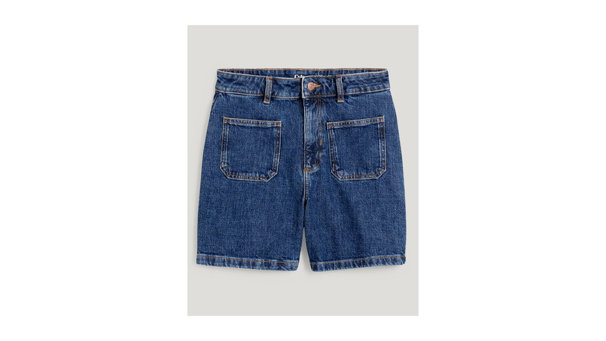 Dunkle Jeansshorts
