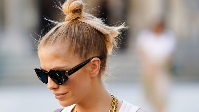 Messy Dutt: SO stylen wir die lässige Trend-Frisur