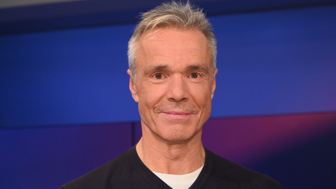 Hannes Jaenicke: DIESE Schauspielerin ist seine neue Freundin