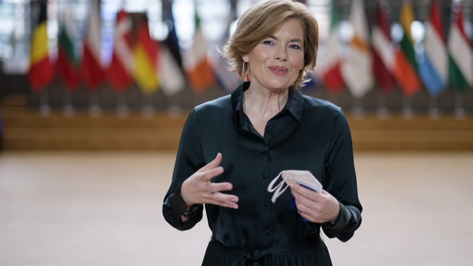 Julia Klöckner kontert Vorschlag der AfD: "Frauen sind keine Gebärmaschinen"