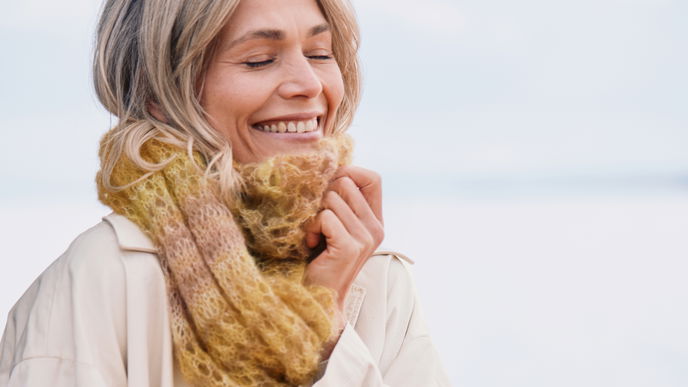 Kostenlose Strickanleitung: Kuschelschal mit Lochmuster von Lana Grossa