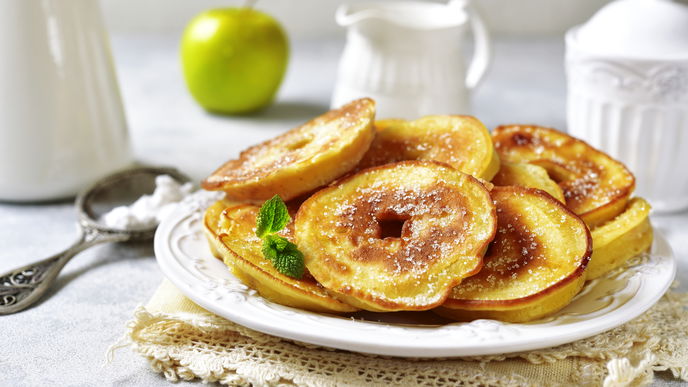Pfannkuchen mit Apfel: Einfaches Rezept für den fruchtigen Genuss