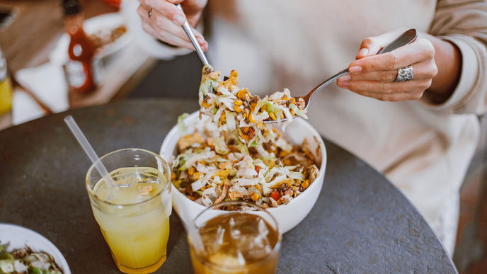 Leckeres Low-Carb-Rezept für einen Big Mac Salat