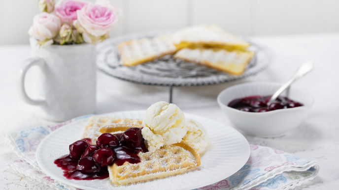 Waffelteig Grundrezept: Rezept für klassische Herzwaffeln