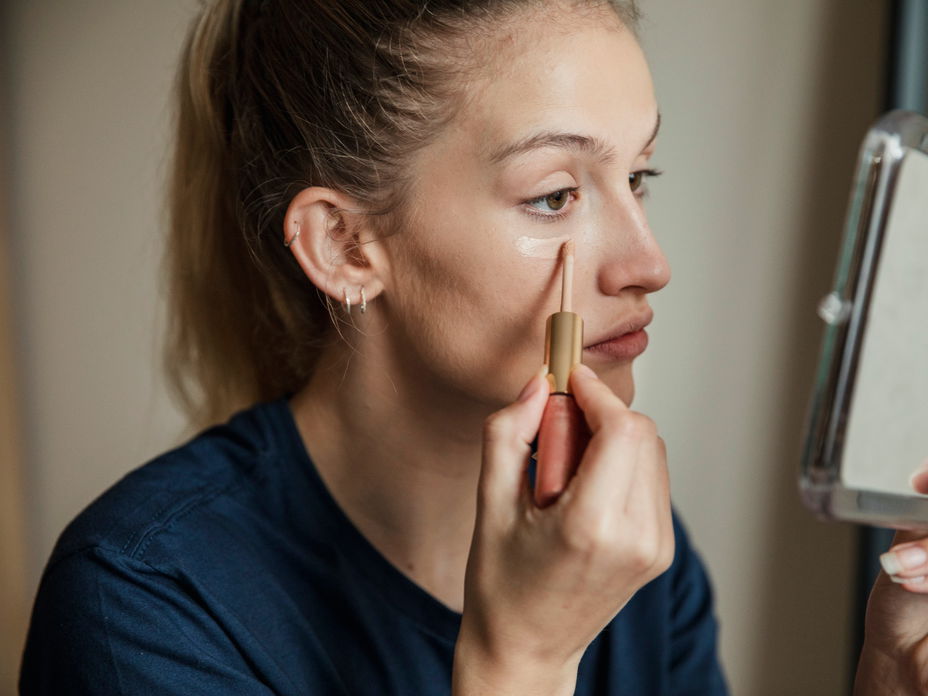 Alle Frauen lieben jetzt diesen Hyaluron Concealer von Nivea