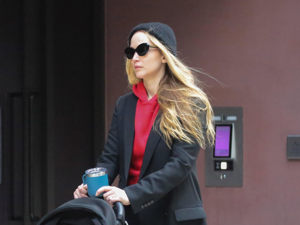 Jennifer Lawrence Streetstyle