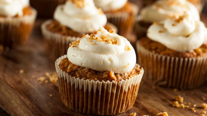 Kürbis-Muffins mit Frosting: Süßes Herbst-Rezept