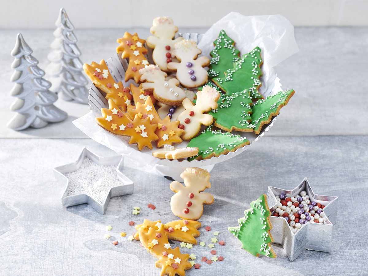 Weihnachtliche Butterplätzchen zum Verzieren