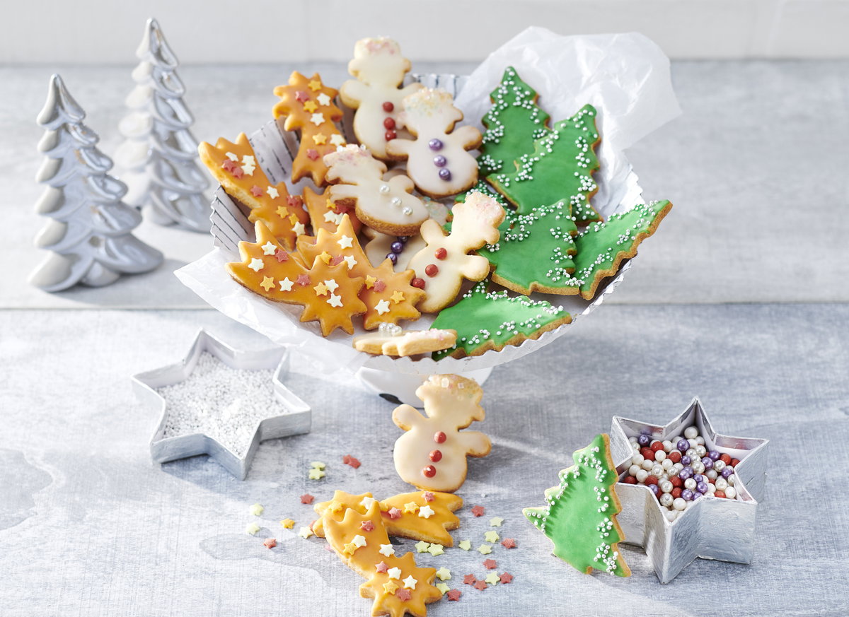 Weihnachtliche Butterplätzchen zum Verzieren