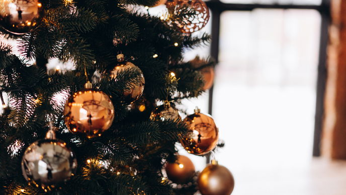Erschwinglicher Weihnachtsbaumschmuck von Lidl: 4 hübsche Sets 