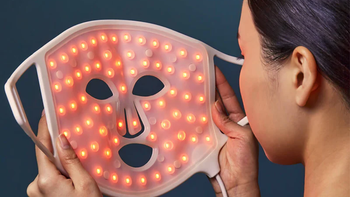 LED-Masken: Was kann die angesagte Lichttherapie für zu Hause wirklich? 