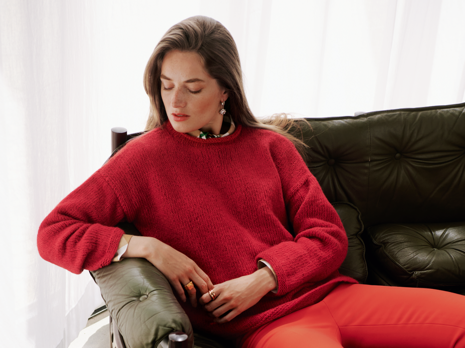 Roter Wollpullover von Lana Grossa