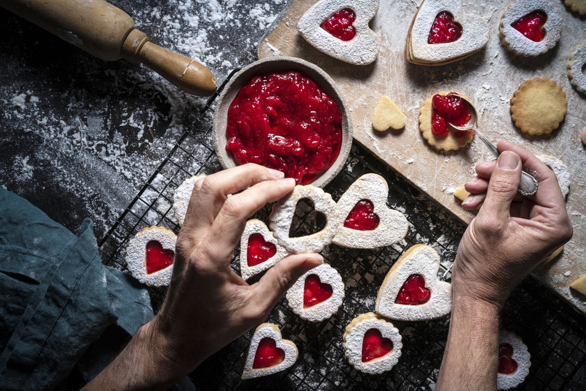 Mürbeteigplätzchen mit Marmelade