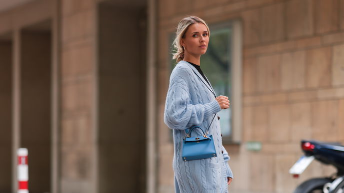 Cardigan-Kleider sind bequem und stylish