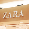 Weihnachtsfeier? Mit diesem Kleid von Zara können Sie nichts falsch machen