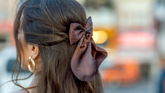 Die schönsten Frisuren für Weihnachten: 7 festliche Haarstyles 