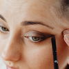 Augen richtig schminken: Dieses Beauty-Tool von dm zaubert in Sekunden das perfekte Make-up