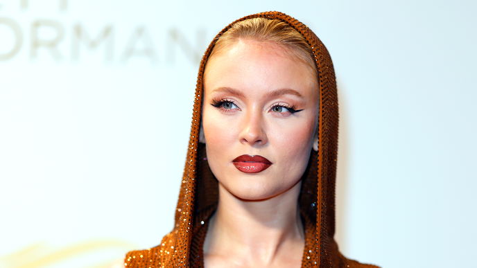 Die unwiderstehlichen Cherry Cola Lips sind unser liebster Make-up-Trend für 2024