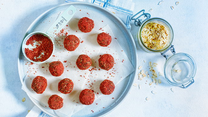 Rezept für saftige Dattelbällchen mit Haferflocken