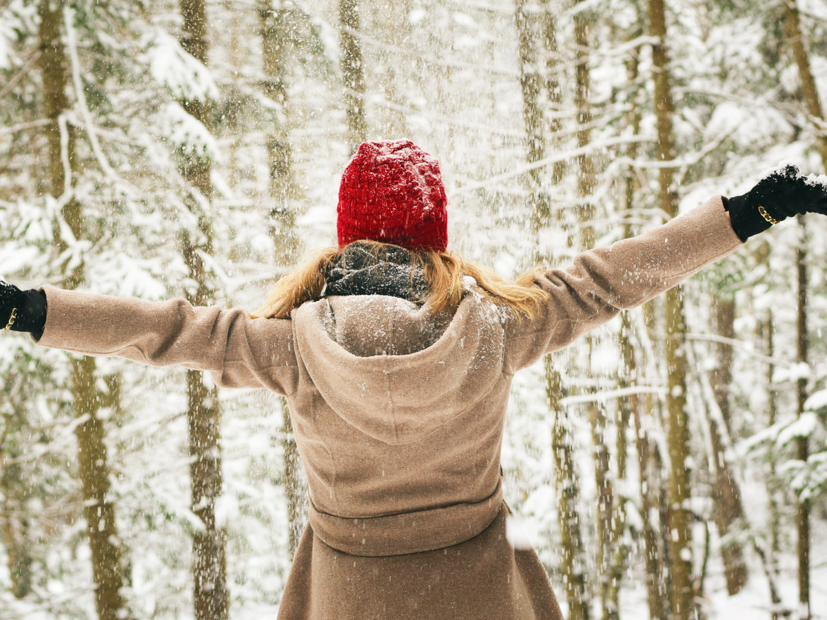 Frau im Schnee