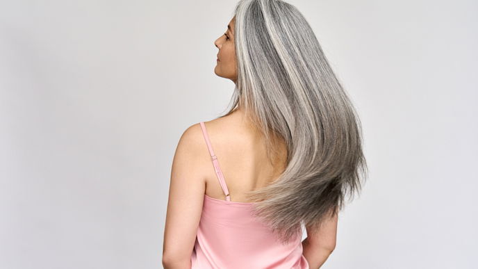 Die besten Anti-Aging-Shampoos für Frauen ab 50