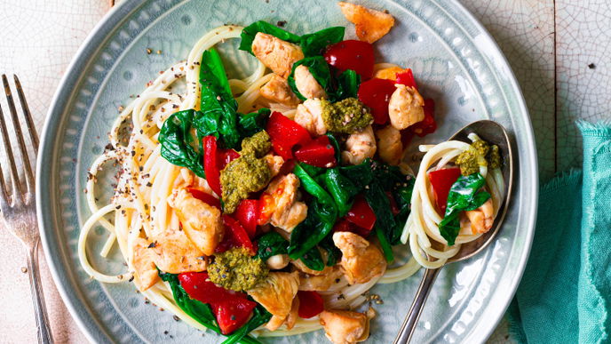 Rezept für einfache Pesto-Hähnchen-Pasta