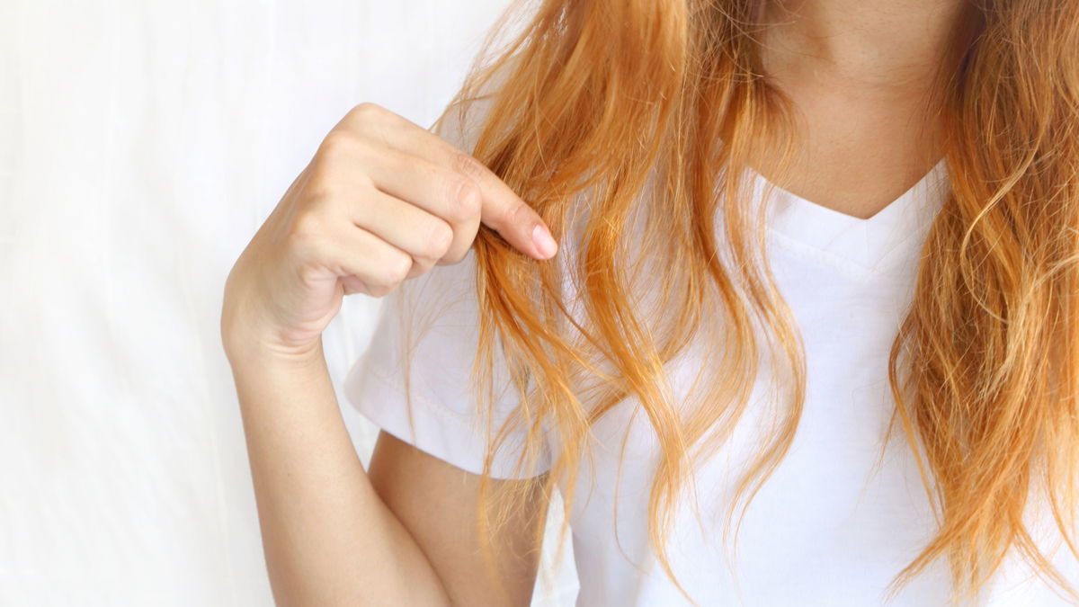 Das 5-Euro-Shampoo aus der Drogerie hilft bei Haarausfall - und stärkt die Kopfhaut!