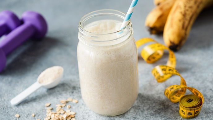 Abnehmen mit Shakes: So gesund und effektiv ist es wirklich
