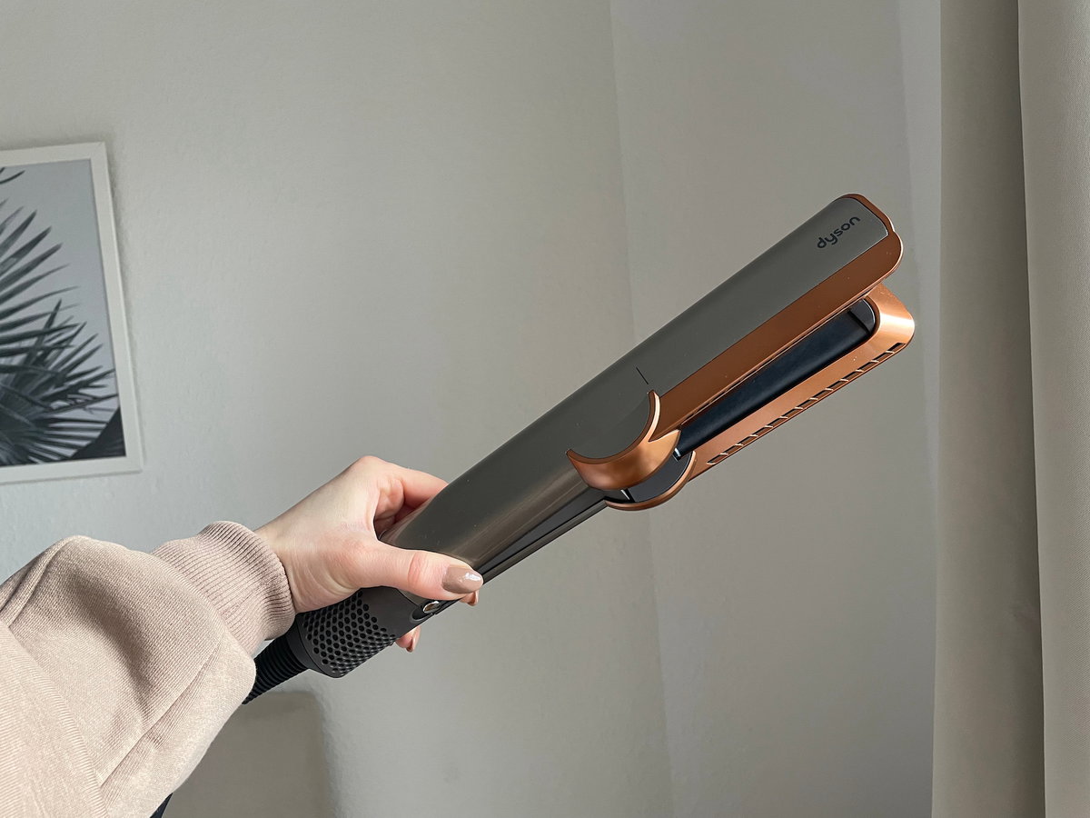 Dyson Airstrait im Test