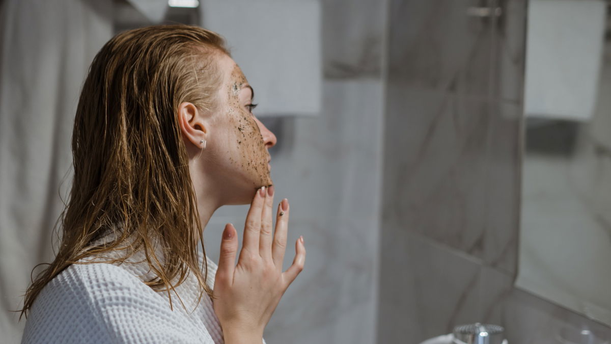 Öko-Test: Dieses günstige Gesichtspeelig aus der Drogerie ist Testsieger