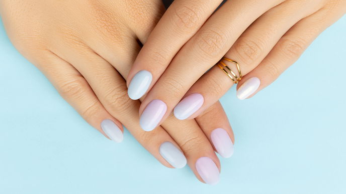 Ombré Nails: So gelingt der angesagte Maniküre-Trend